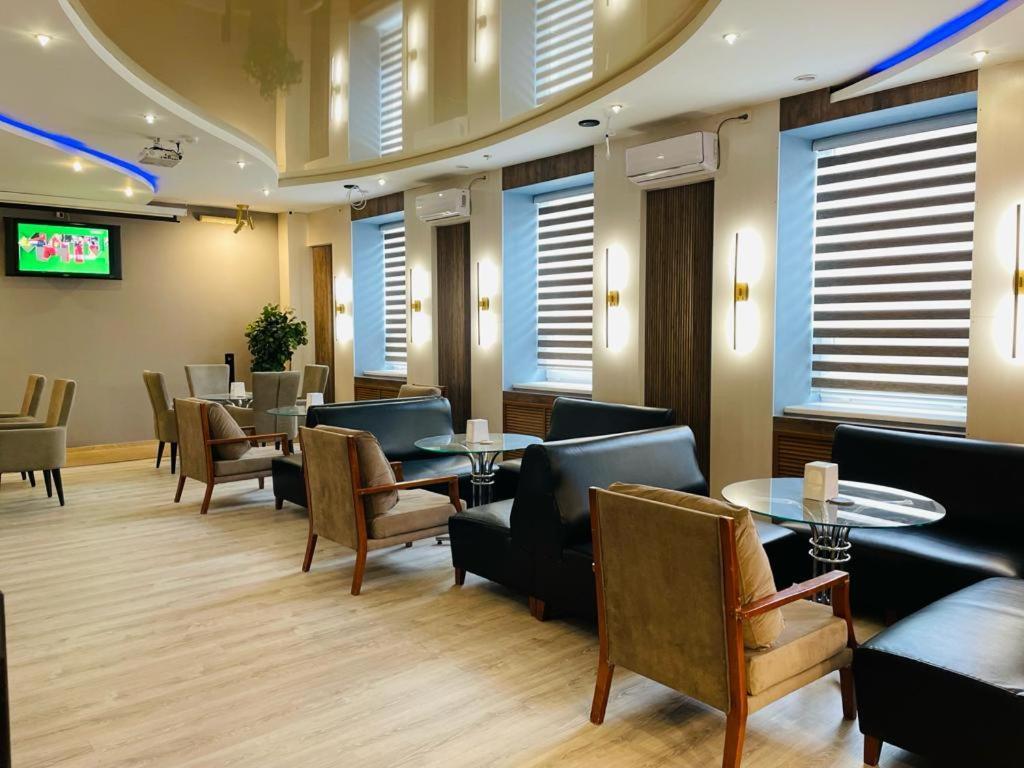 腾格里酒店 阿特劳 外观 照片